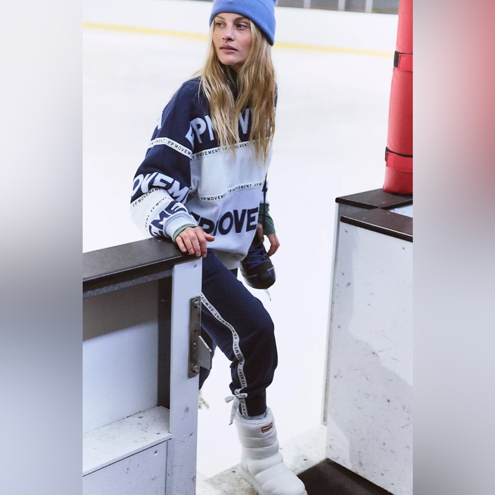 NWT FREE PEOPLE MOVEMENT All Star Logo Set | Midnight Navy Combo MSRP $198 - Picture 2 of 15